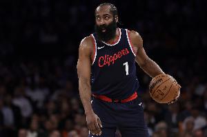 我专注喂饼！哈登被夹击半场仍送5助攻！正负值+16！