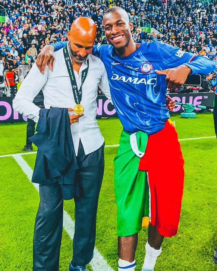 杰克逊经纪人：两赛季30球&amp;amp;蓝军生涯将翻篇 球员预计48小时内转会