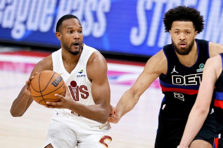 球探体育-周二竞彩篮球强档:活塞悍将解禁复出 骑士米切尔继续缺席