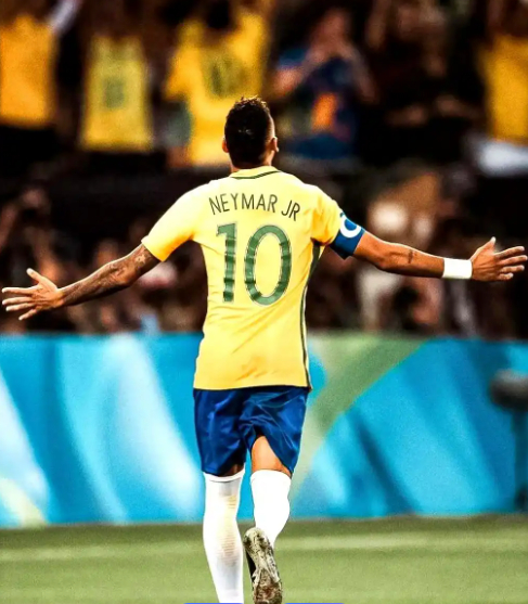 球探-不装了,内马尔突爆争议言论!施压安帅,球迷:还是别耽误队友了|内马尔·达·席尔瓦|巴西足球|安切洛蒂|洛伦佐·穆塞蒂|沙特联赛_新浪体育_新浪新闻