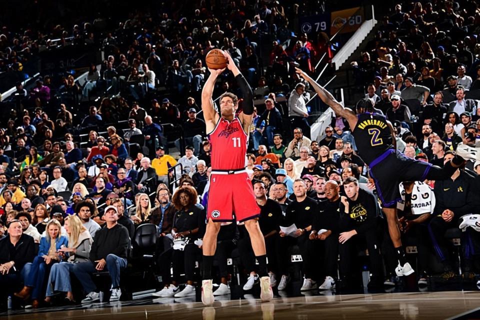 球探-负面影响依然非常明显,快船内线老将怎么可能扮演更重要的角色?