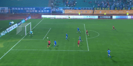 球探体育-南京城市2-1逆转长春亚泰,泽-维托尔破门、余梦辉建功